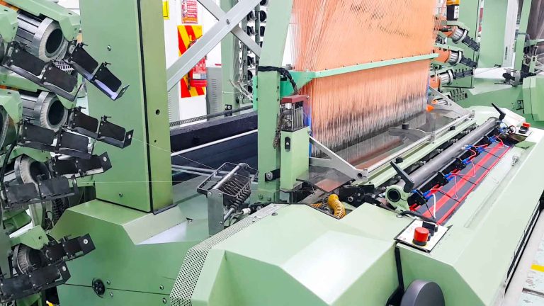 What-is-a-Woven-Label,-Types-Folding-Styles-&-Uses-in-Bangladesh